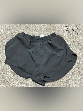 SHEIN Black Elastic-Waist Athletic Shorts